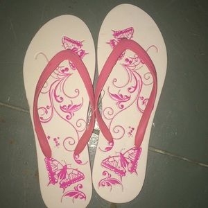 Pink butterfly flip flops new size 9